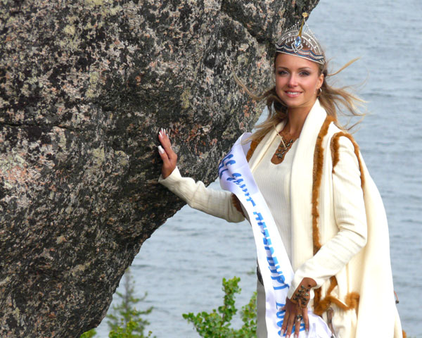 http://www.missspb.ru/2008/m2008/m08_yper02h.jpg
